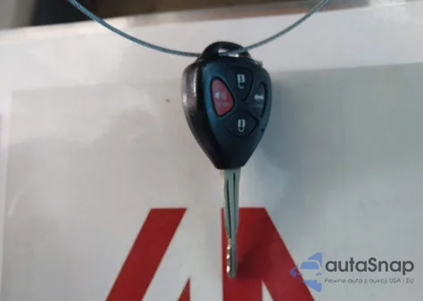 2013 Toyota Corolla L из США, поврежденный, VIN 5YFBU4EE2DP185169